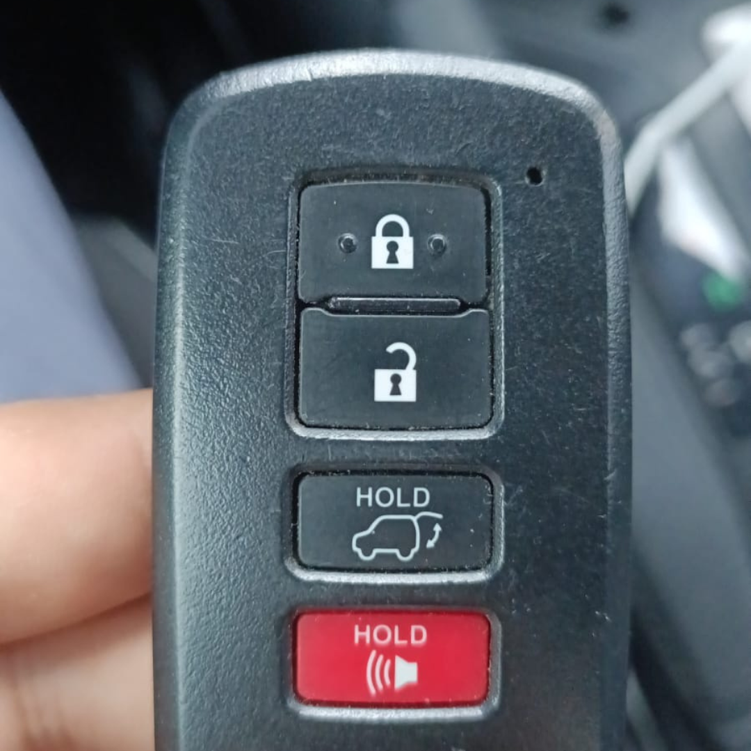 Home computerized key maker (10)